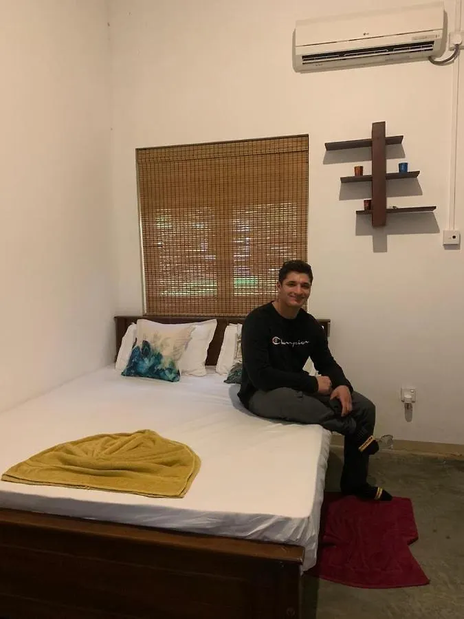 Guest house Sanora Hostel & Ayurveda Ashram Inamaluwa