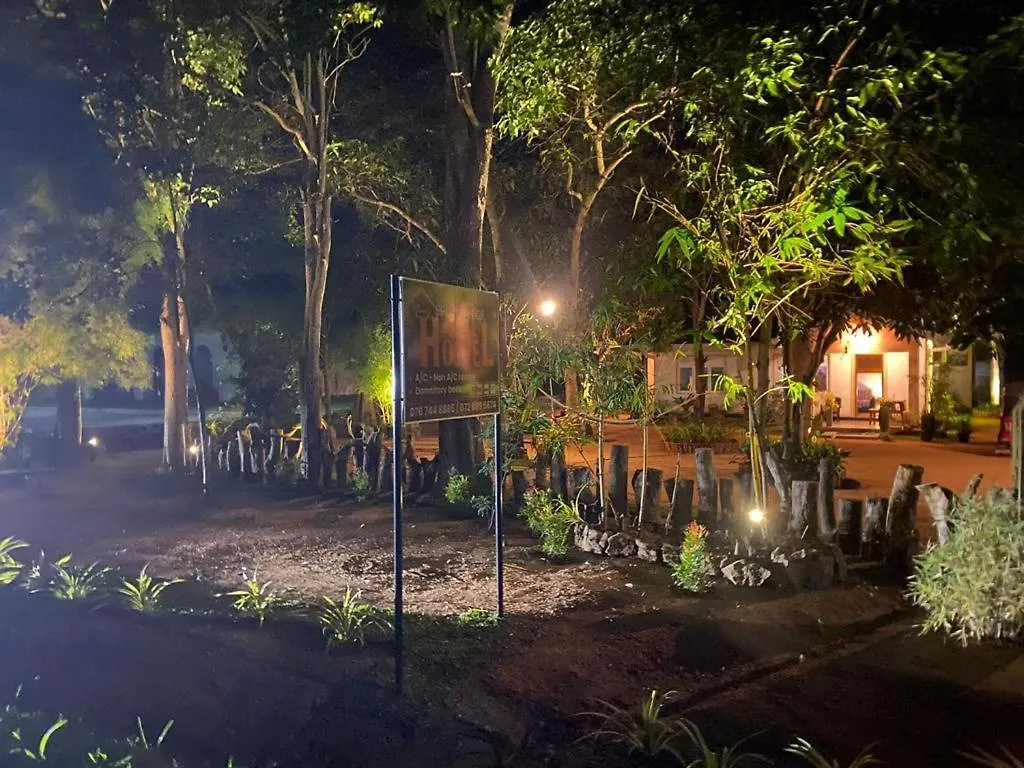 Sanora Hostel & Ayurveda Ashram Inamaluwa 0*,