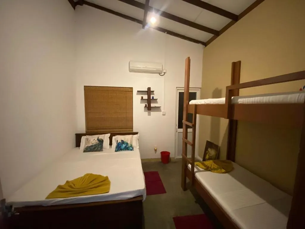 Guest house Sanora Hostel & Ayurveda Ashram Inamaluwa Sri Lanka